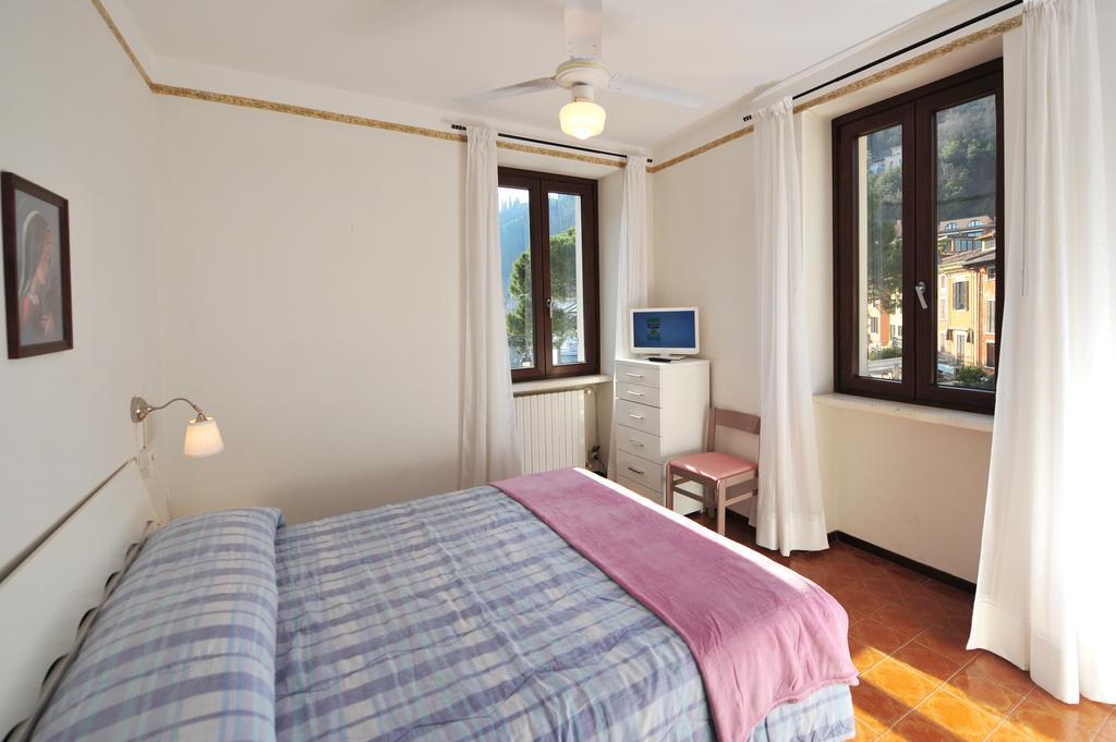 Casabb Apartment Toscolano Maderno Bagian luar foto